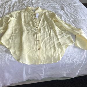 Women’s light yellow silk button down blouse J crew
